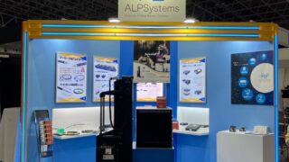 【施工事例】魅せる技術×集客導線の設計力！光と空間演出で差別化したInterop Tokyo展示ブース事例